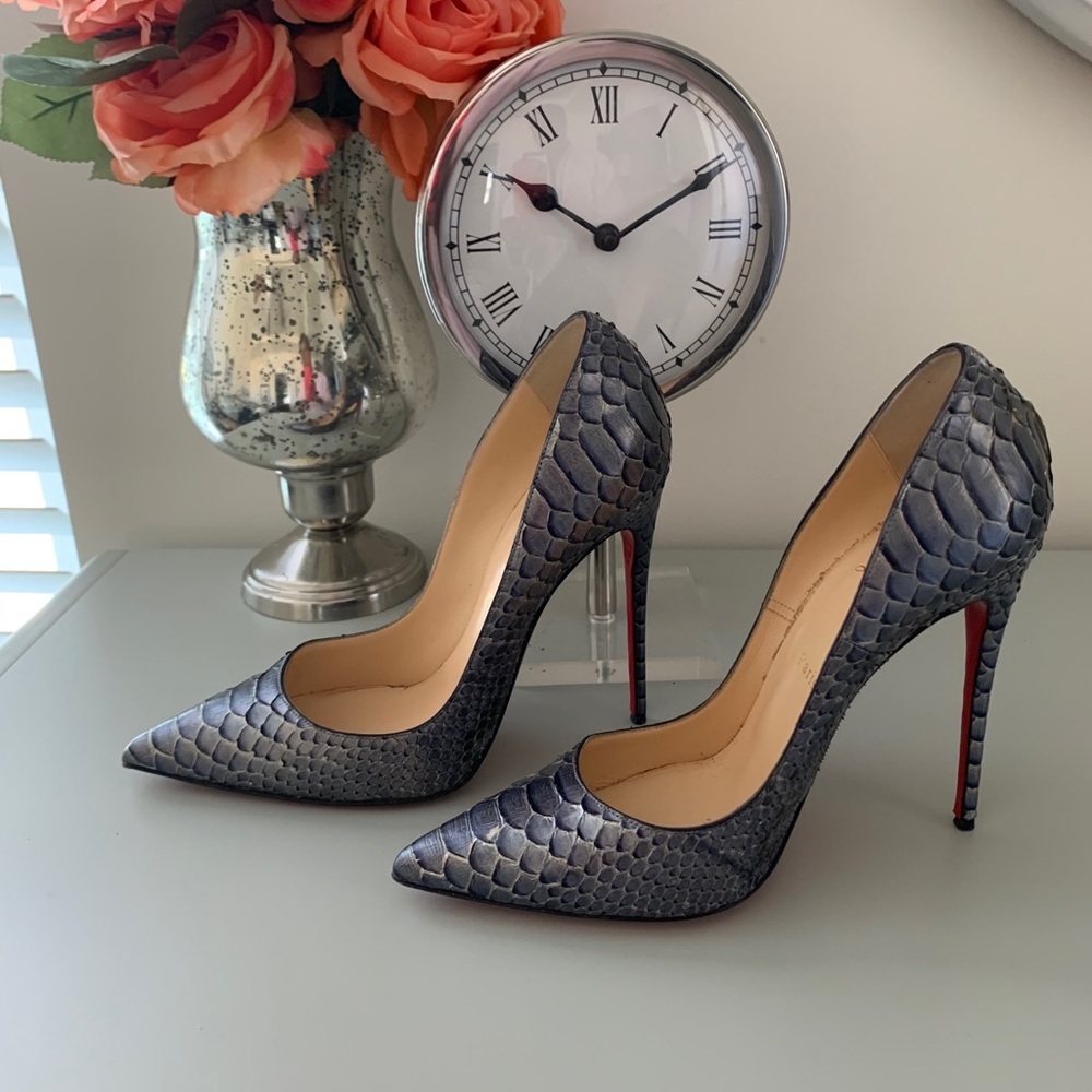 ***SOLD***Authentic Christian Lounoutin so kate